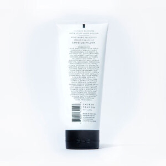 LOVESCRIPT BODY WASH 🧴 - Picture 3 of 3